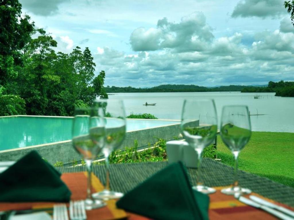 Roman Lake Ayurveda Boutique Resort Ahungalla Eksteriør bilde