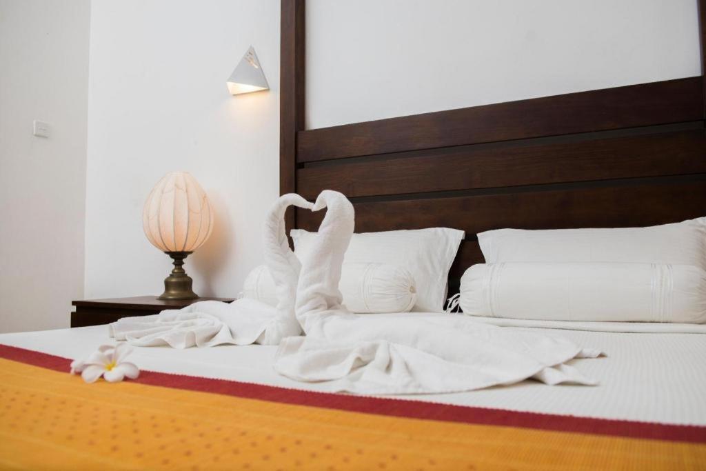 Roman Lake Ayurveda Boutique Resort Ahungalla Eksteriør bilde
