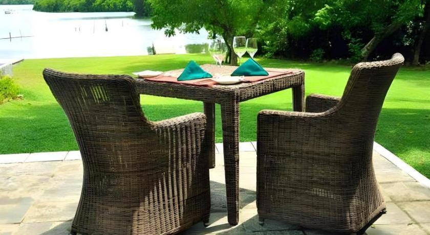 Roman Lake Ayurveda Boutique Resort Ahungalla Eksteriør bilde