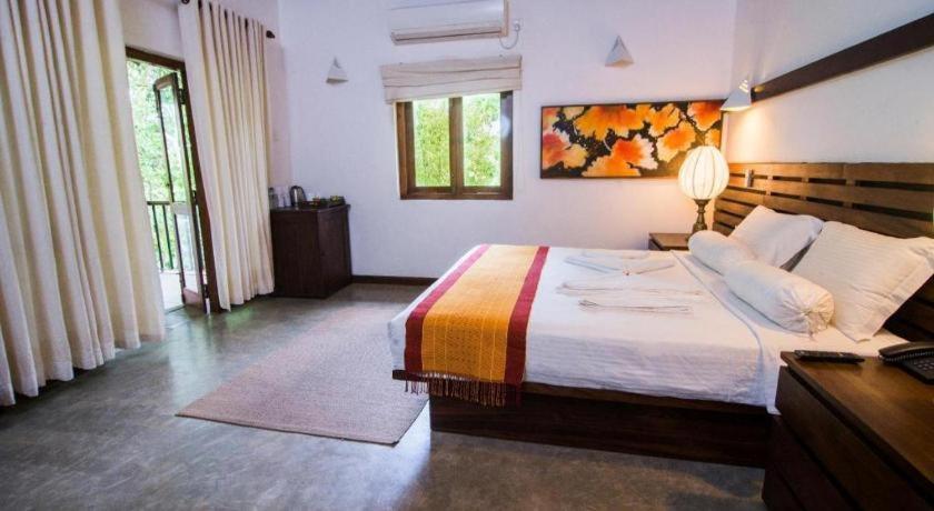 Roman Lake Ayurveda Boutique Resort Ahungalla Eksteriør bilde